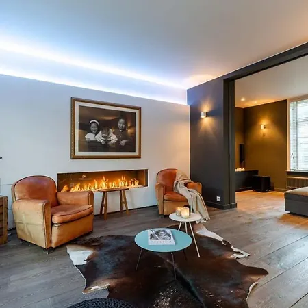 Huswell - Fabulous House For 8 People With Sunny Garden